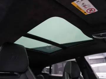 Urus Pano-3D B&O-Massage-23