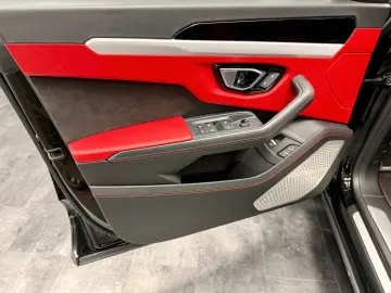 Urus Vollausstattung  2 Jahre Werksgarantie