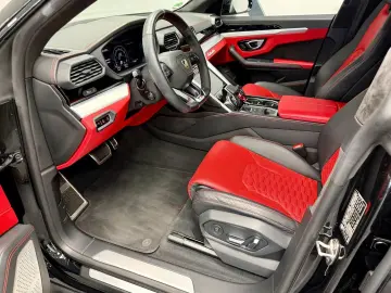 Urus Vollausstattung  2 Jahre Werksgarantie