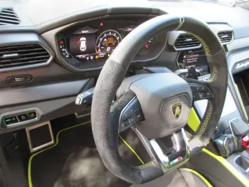 Urus 4.0 V8 Autom./Urus Graphite Capsule