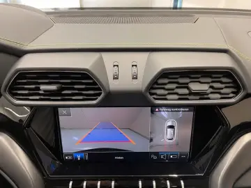 Urus  ad Personam, 23