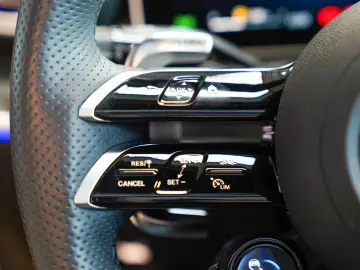 Mercedes-Benz CLE 53 AMG 4M+ Cabrio  Night Massage
