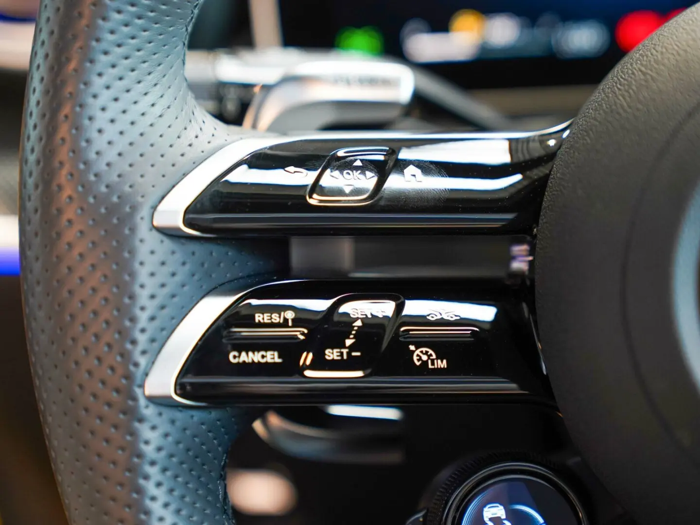 Mercedes-Benz CLE 53 AMG 4M+ Cabrio  Night Massage