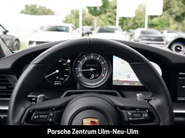 992 911 Turbo S Pythongrün Sportabgasanlage LED