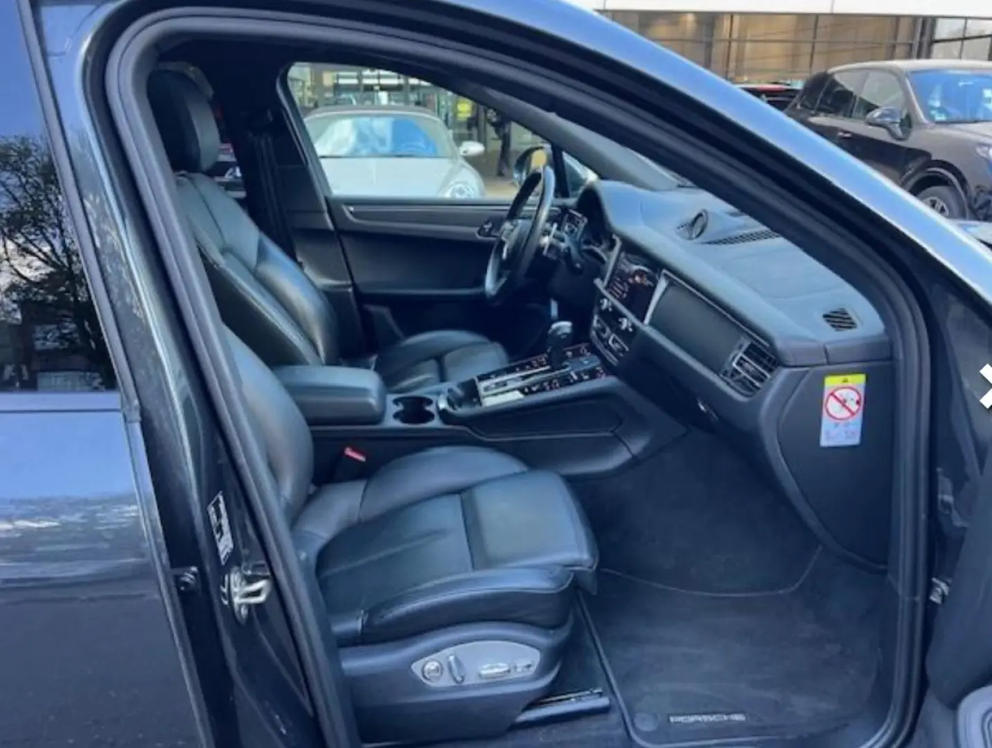 Macan Turbo 21 Sport 14w Pano BOSE Kam ACC