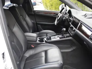 MACAN 2.0T PDK *KAMERA*SPUR*BOSE*LEDER* APPROVED