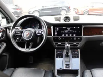 MACAN 2.0T PDK *KAMERA*SPUR*BOSE*LEDER* APPROVED
