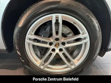 Macan Panoramadach Rückfahrkamera SportDesign