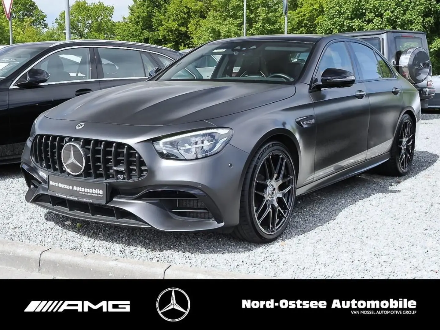 Mercedes-Benz E 63 S AMG 4M PANO