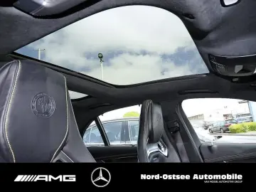 Mercedes-Benz E 63 S AMG 4M PANO