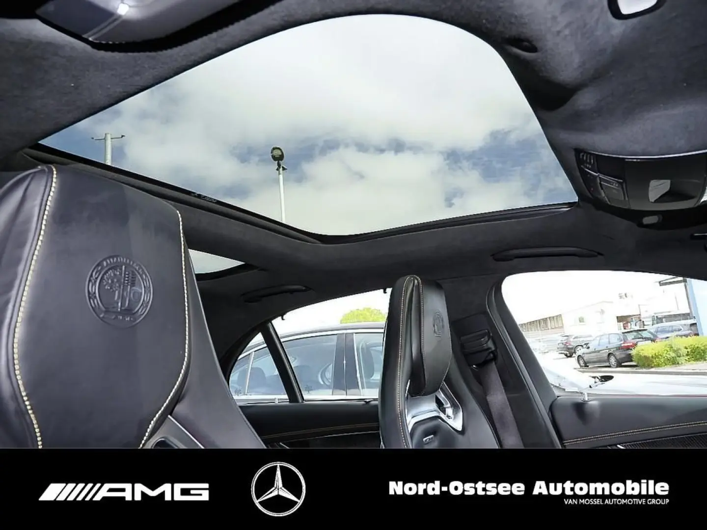 Mercedes-Benz E 63 S AMG 4M PANO