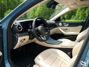Mercedes-Benz  E 63 AMG