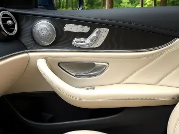 Mercedes-Benz  E 63 AMG