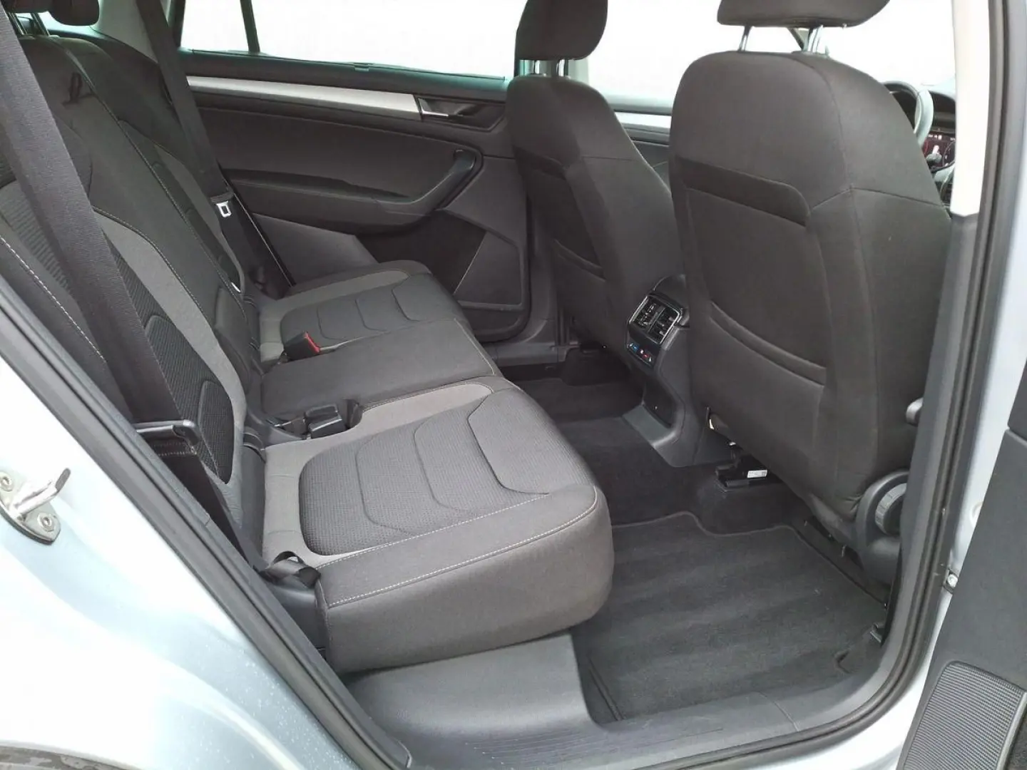 KODIAQ Tour 2,0l TDI 4x4 200PS DSG Navi LED uvm.
