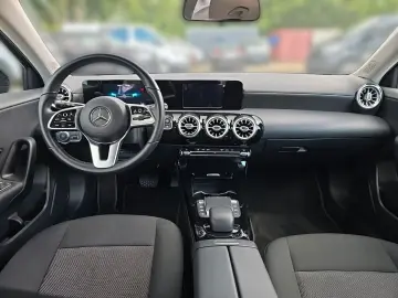 A 180*KAMERA*PDC*NAVI*LMF*