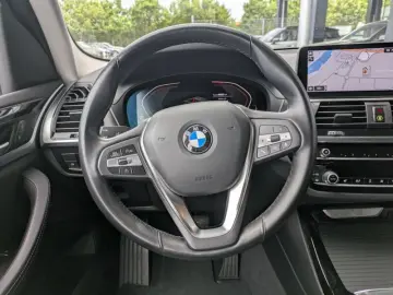 X3 xDrive20d X Line LiveCockpit.Teilleder.HeadUp
