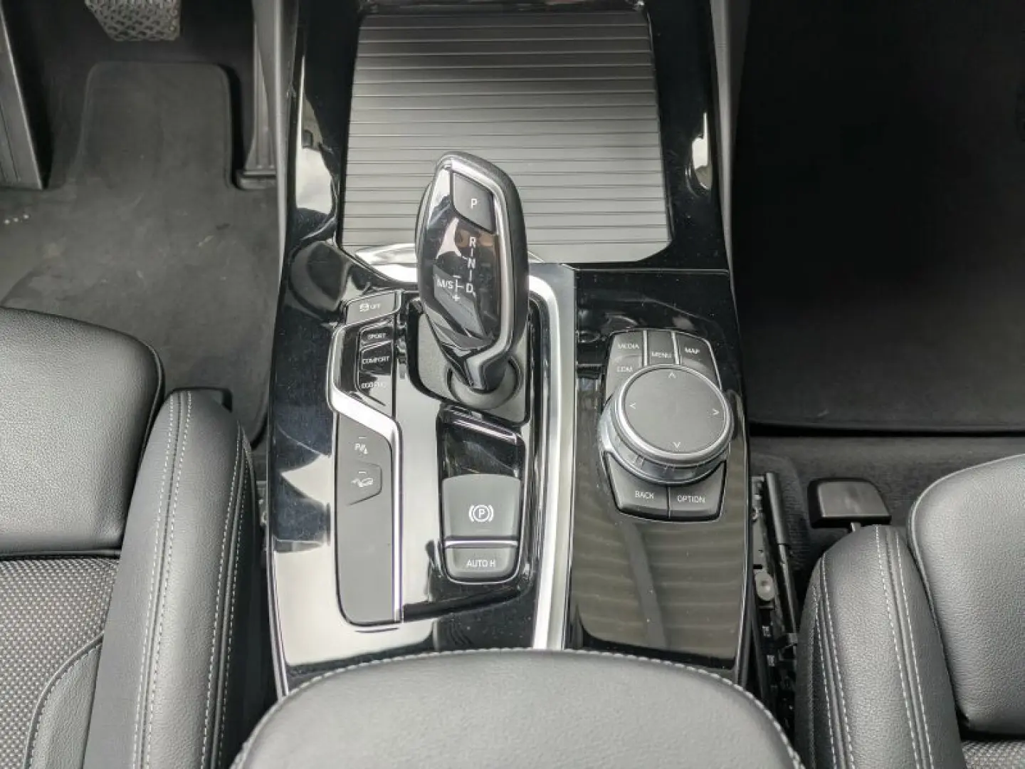 X3 xDrive20d X Line LiveCockpit.Teilleder.HeadUp