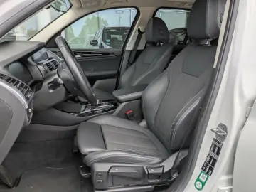 X3 xDrive20d X Line LiveCockpit.Teilleder.HeadUp