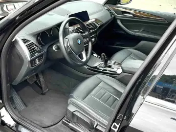 Baureihe X3 xDrive 20 i Luxury Line