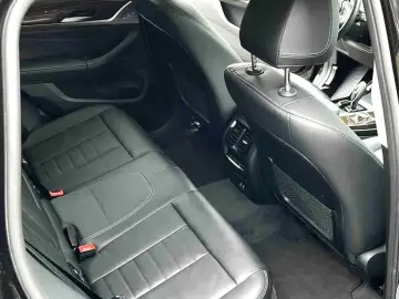 Baureihe X3 xDrive 20 i Luxury Line