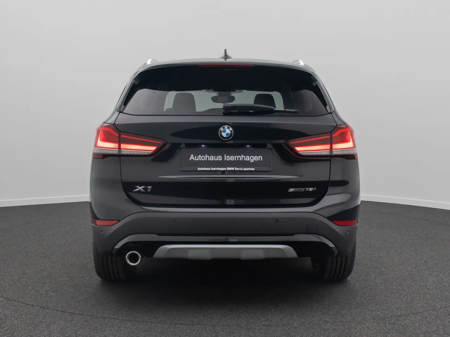 X1 sD18i xLine Panoram Kamera HUD DAB HiFi Alarm