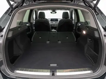 X1 sD18i xLine Panoram Kamera HUD DAB HiFi Alarm