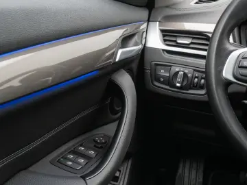 X1 sD18i xLine Panoram Kamera HUD DAB HiFi Alarm