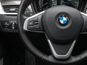X1 sD18i xLine Panoram Kamera HUD DAB HiFi Alarm