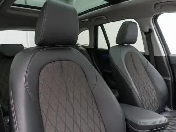 X1 sD18i xLine Panoram Kamera HUD DAB HiFi Alarm