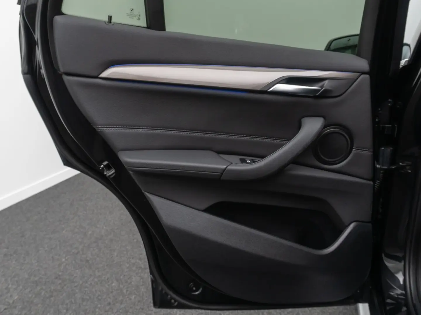 X1 sD18i xLine Panoram Kamera HUD DAB HiFi Alarm