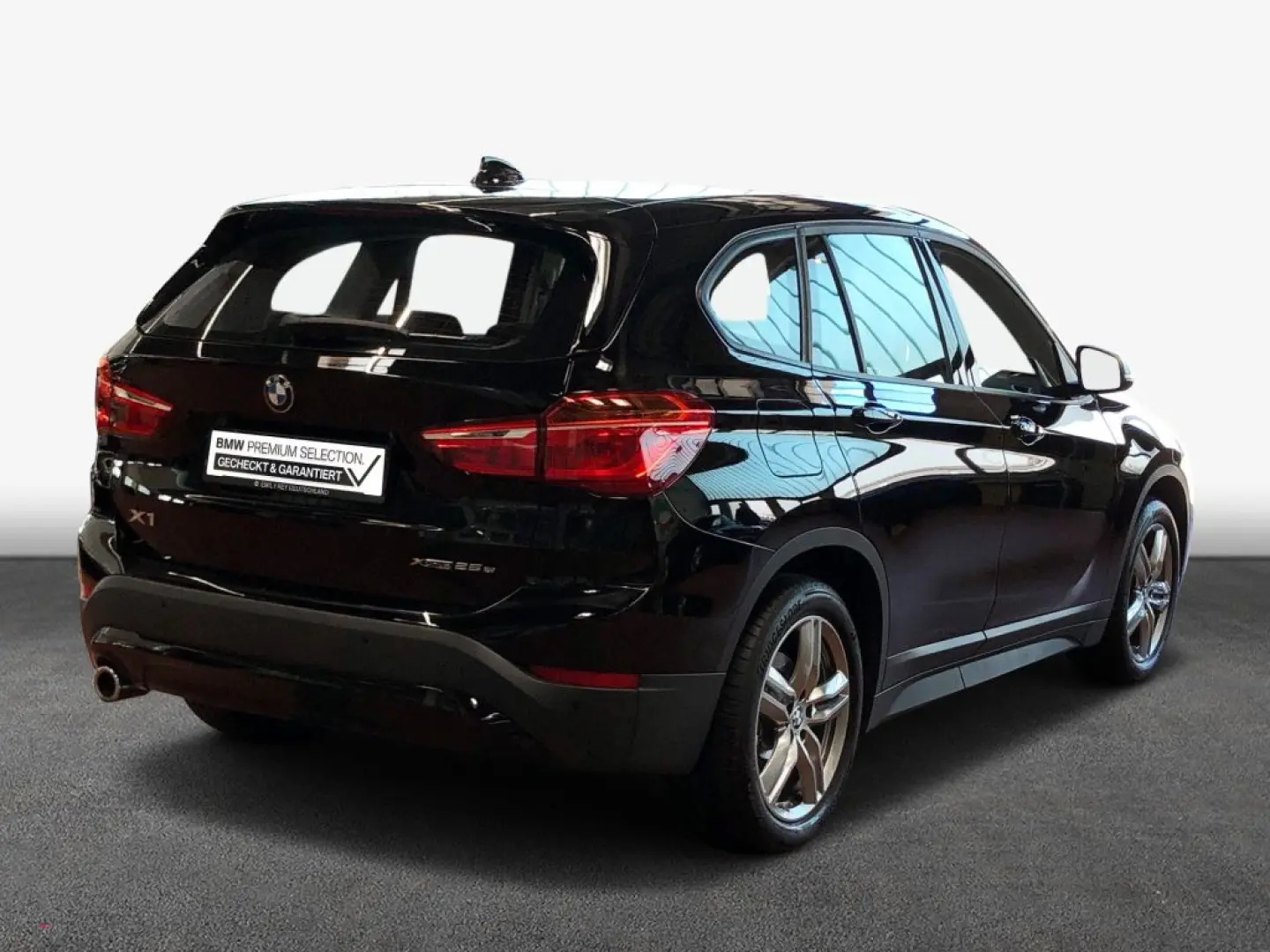 X1 xDrive25e Advantage