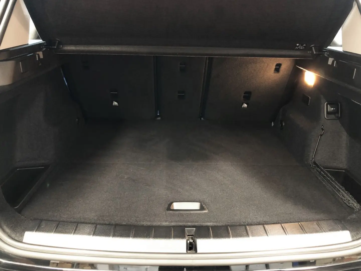 X1 xDrive25e Advantage