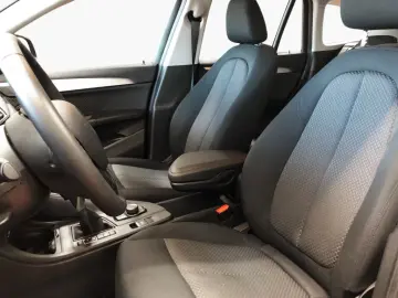 X1 xDrive25e Advantage