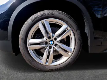 X1 xDrive25e Advantage