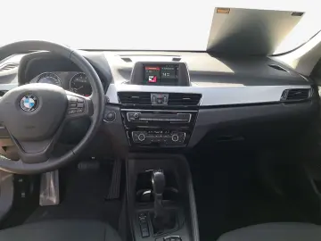 X1 xDrive25e Advantage