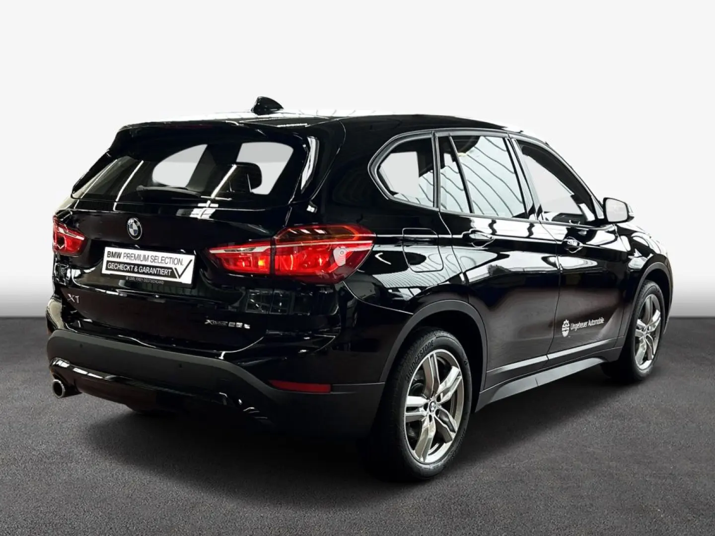 X1 xDrive25e Advantage