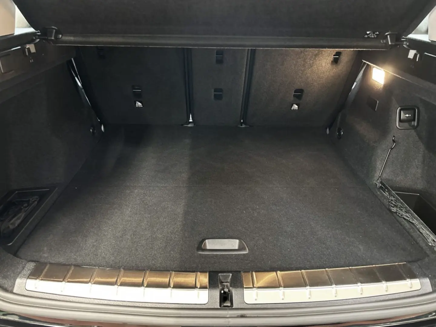 X1 xDrive25e Advantage