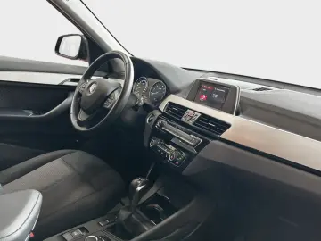 X1 xDrive25e Advantage