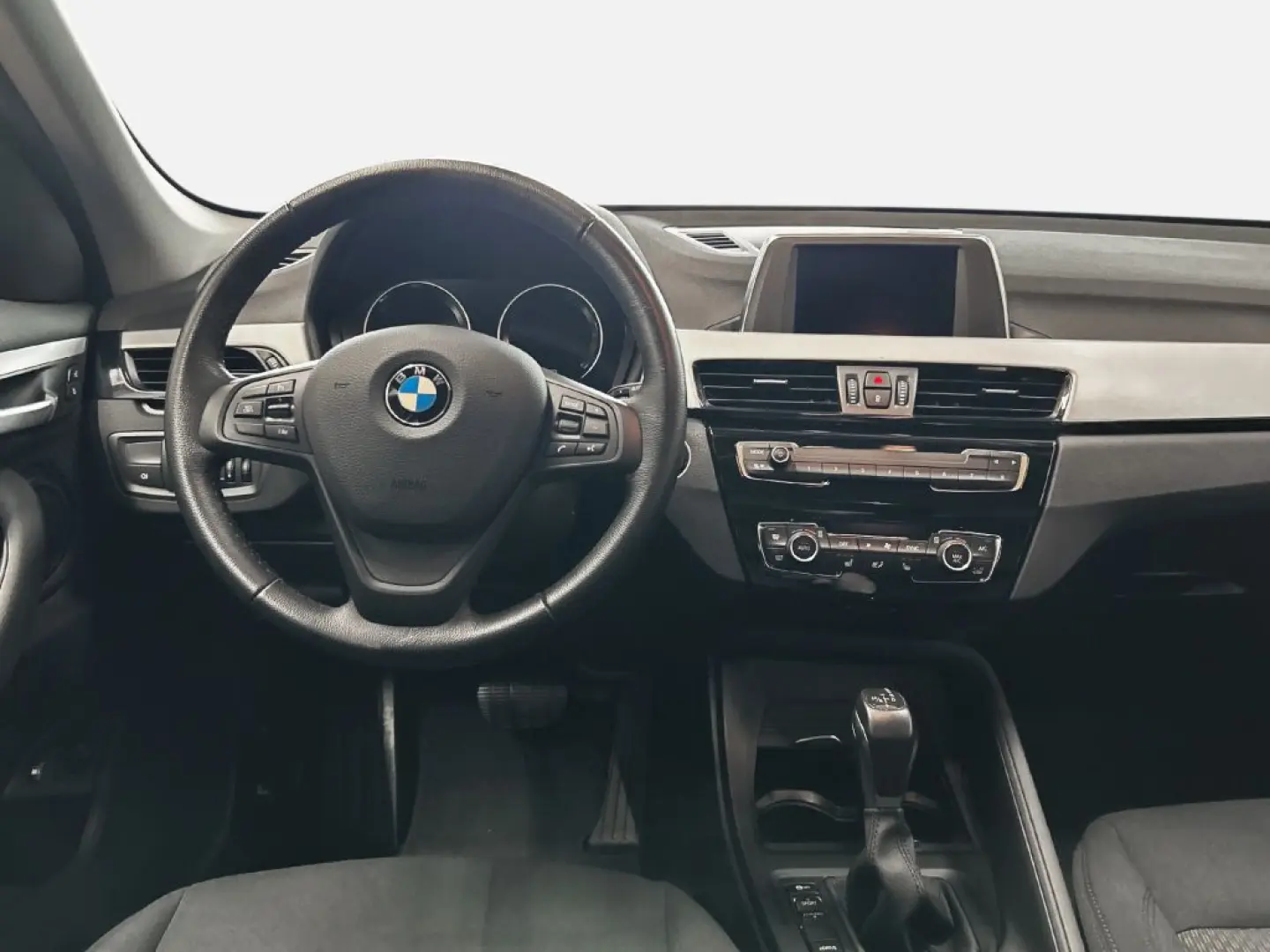 X1 xDrive25e Advantage