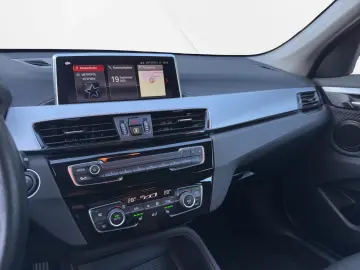 X1 sDrive 18 i Advantage *NAVI *LED *DAB *1.Hand