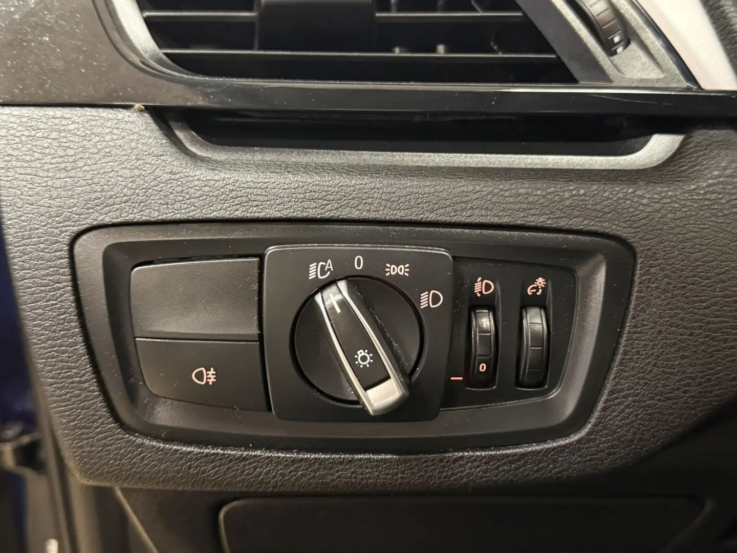 X1 sDrive*Advantage*Navi*SHZ*Tempomat*Bluetooth 