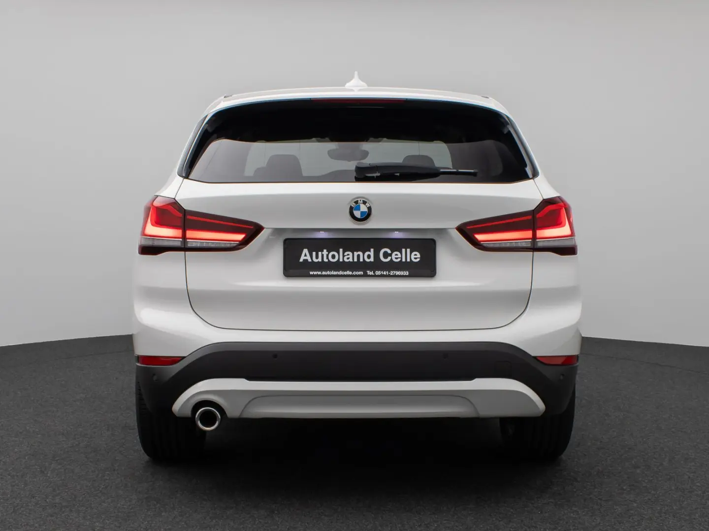 X1 sD18i DAB Navi Parkassist Geschwindigkeitsreg