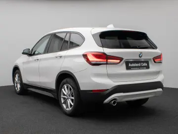 X1 sD18i DAB Navi Parkassist Geschwindigkeitsreg