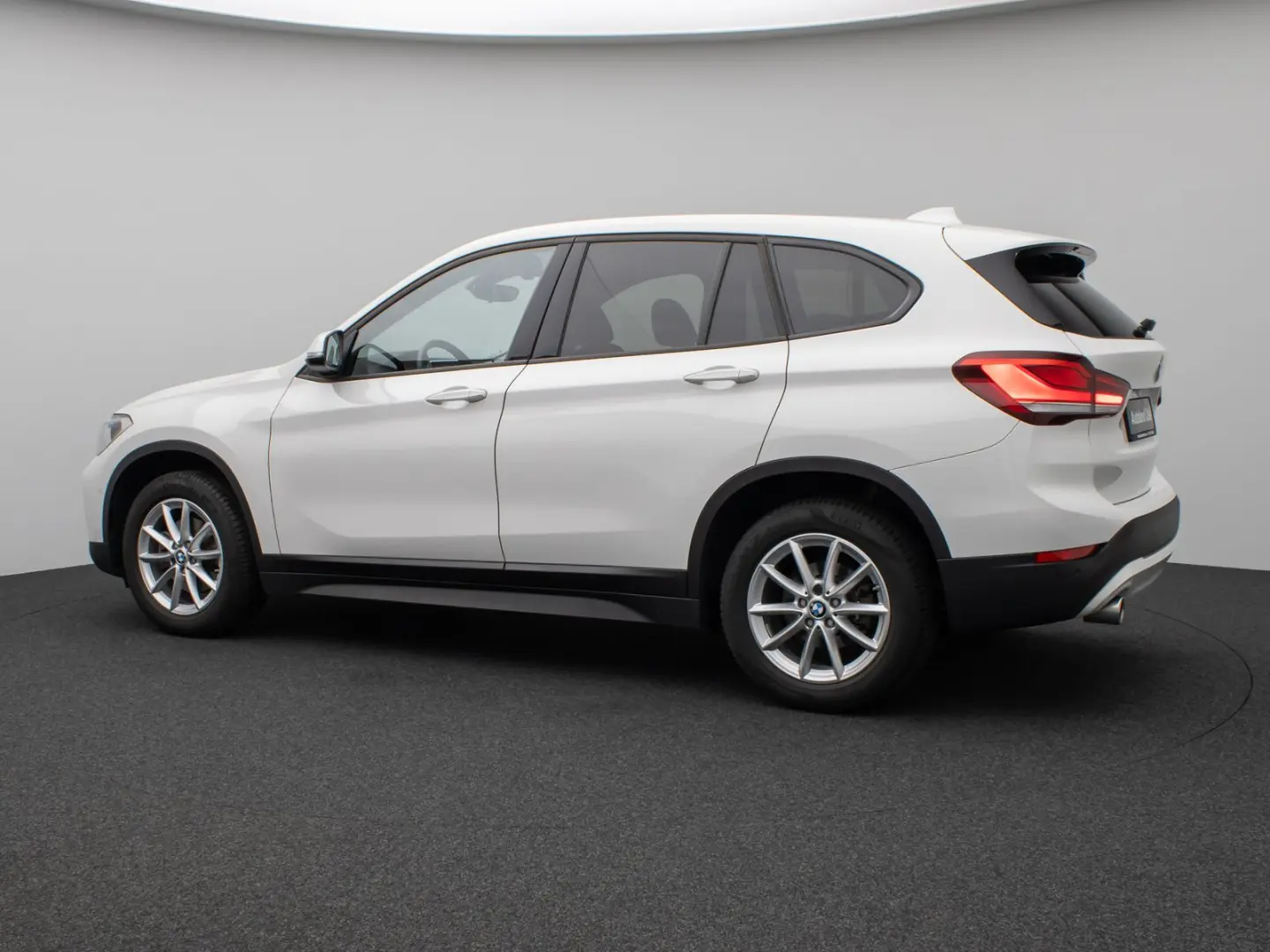 X1 sD18i DAB Navi Parkassist Geschwindigkeitsreg