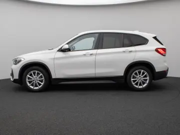 X1 sD18i DAB Navi Parkassist Geschwindigkeitsreg