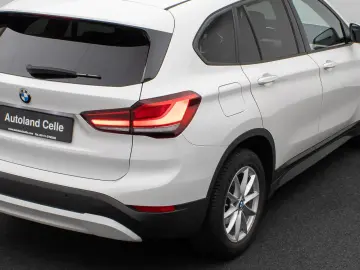 X1 sD18i DAB Navi Parkassist Geschwindigkeitsreg