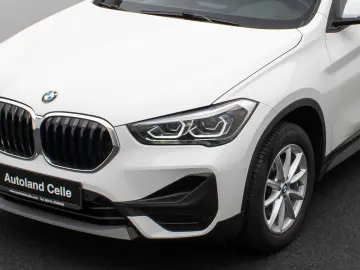 X1 sD18i DAB Navi Parkassist Geschwindigkeitsreg