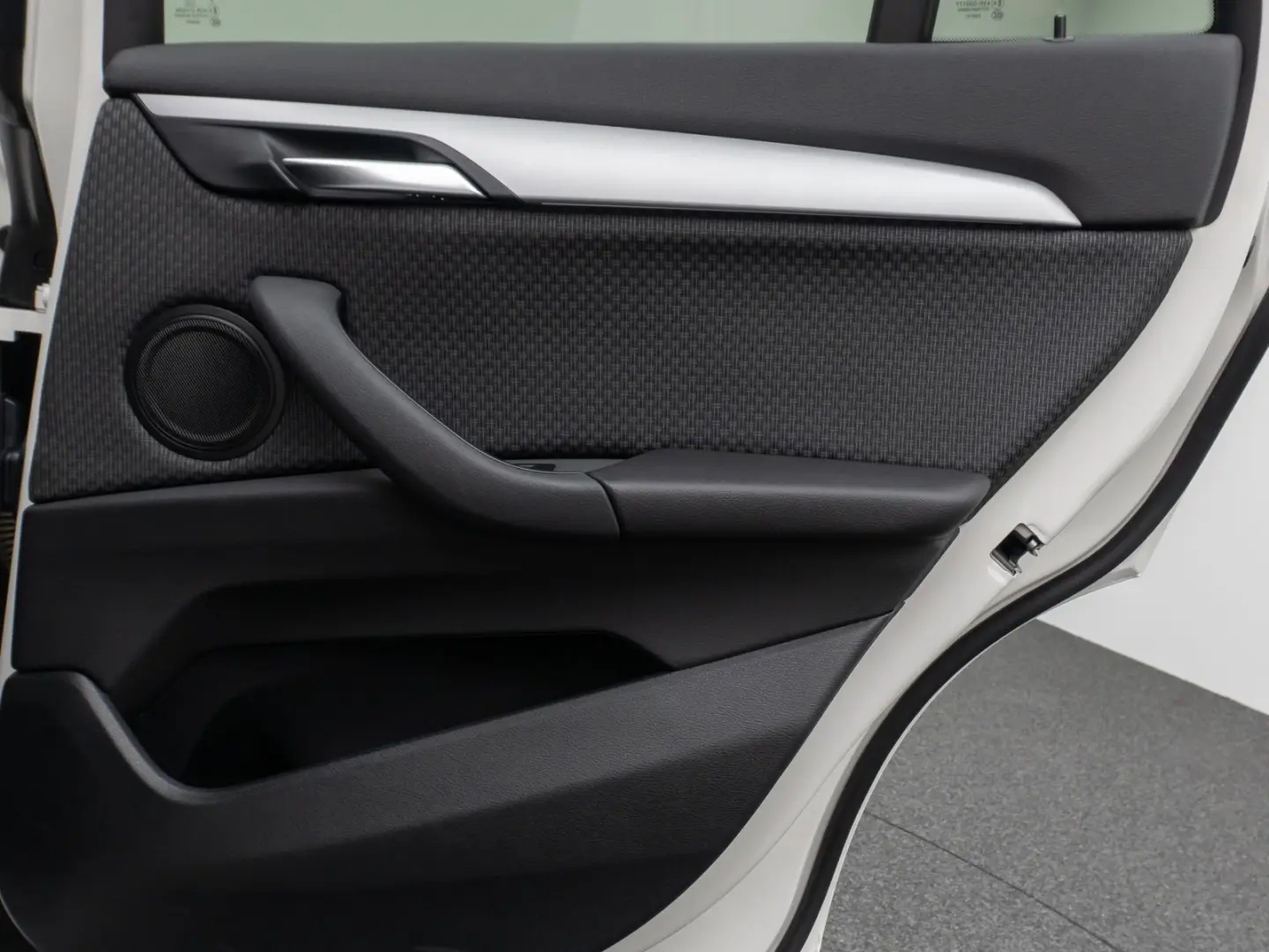 X1 sD18i DAB Navi Parkassist Geschwindigkeitsreg