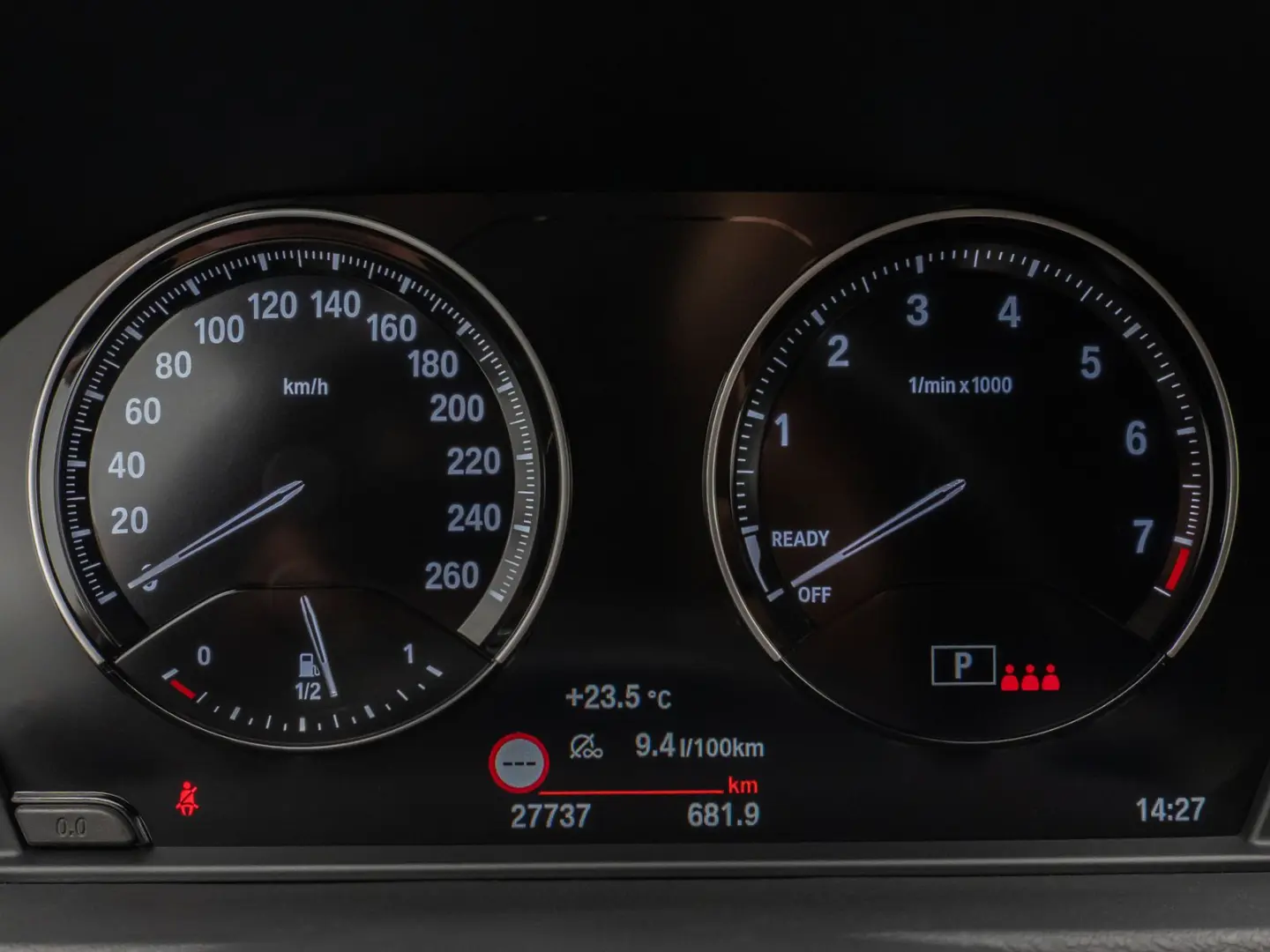 X1 sD18i DAB Navi Parkassist Geschwindigkeitsreg