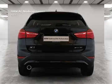 X1 sDrive18i Navi Parkassist Sitzheizung